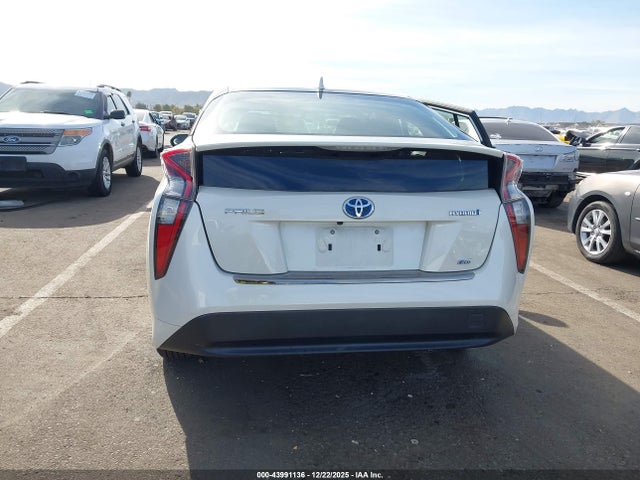 JTDKARFUXG3007423 Toyota Prius Two Eco
