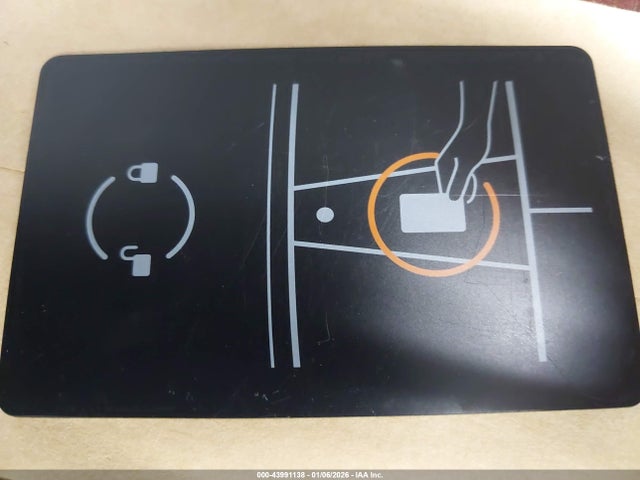 2021 TESLA MODEL Y 5YJYGDED3MF124692 Photo 10