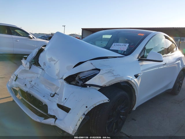 2021 TESLA MODEL Y 5YJYGDED3MF124692 Photo 5