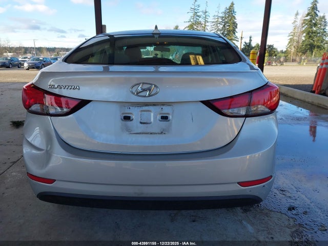 Hyundai ELANTRA SE 2015 5NPDH4AE1FH616183 Image 16