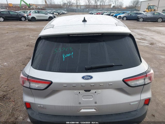 1FMCU0G69LUB83693 Ford ESCAPE SE