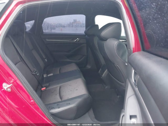 1HGCV1F39JA135495 Honda Accord Sport