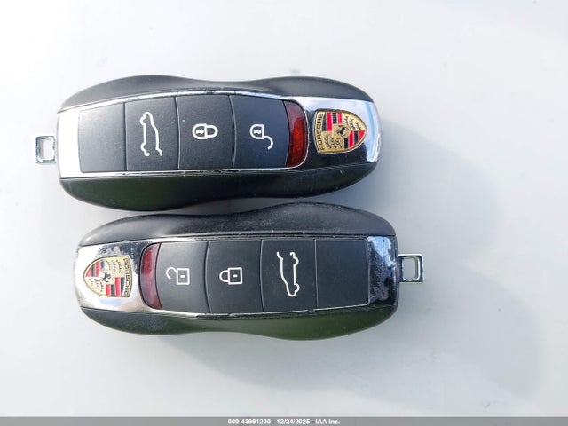 2016 PORSCHE MACAN WP1AB2A54GLB55646 Photo 10