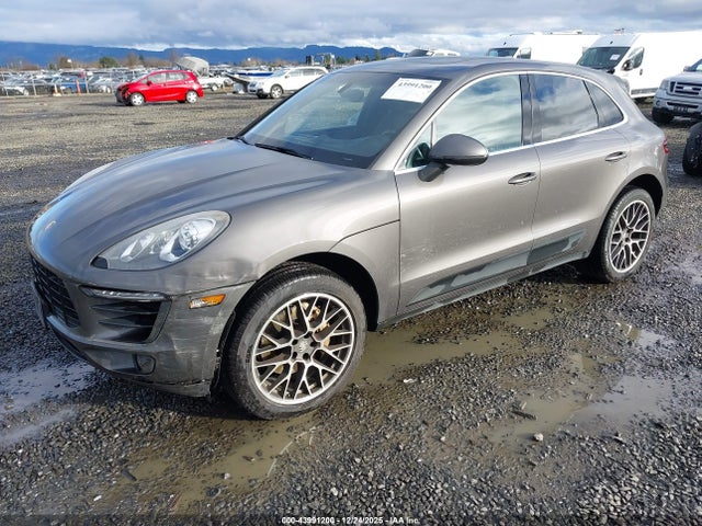 2016 PORSCHE MACAN WP1AB2A54GLB55646 Photo 1