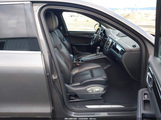 2016 PORSCHE MACAN WP1AB2A54GLB55646 Photo 4