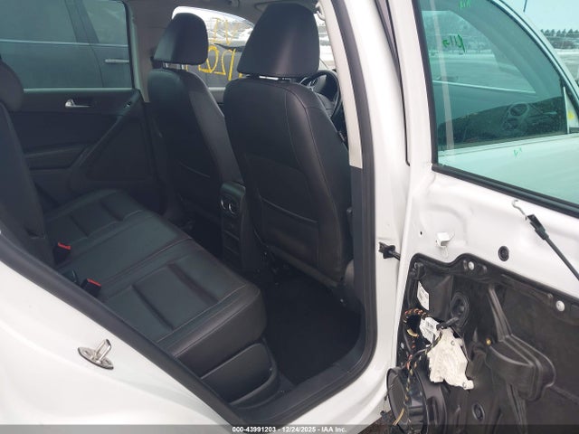 WVGSV7AX3HW506117 Volkswagen Tiguan 2.0t Wolfsburg Edition