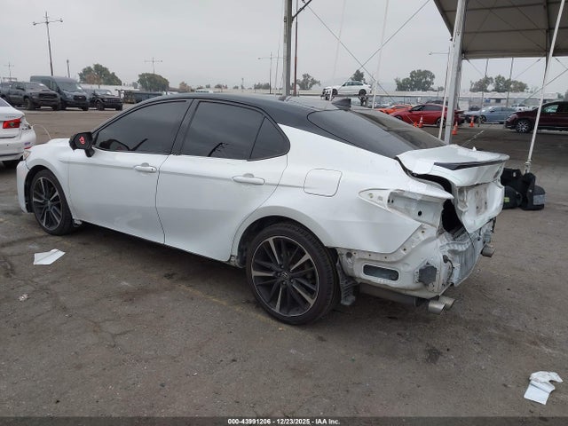 4T1B61HK3KU185610 Toyota CAMRY XSE