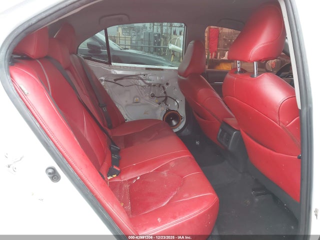 4T1B61HK3KU185610 Toyota CAMRY XSE