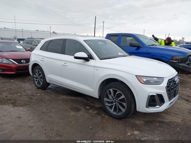 2024 AUDI Q5 WA1EAAFYXR2083972 Photo 0