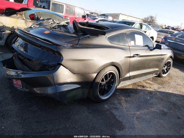 43991229 :رقم المزاد ، 1FA6P8CF9J5129580 vin ، 2018 Ford Mustang Gt مزاد بيع