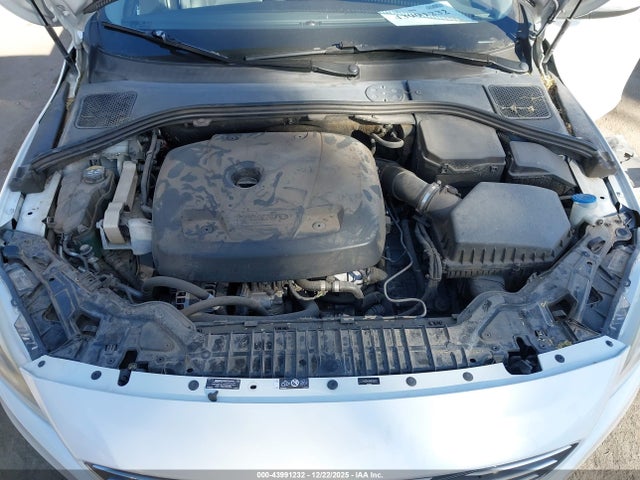 2017 VOLVO S60 INSCRIPTION LYV402HK8HB135003 Photo 9