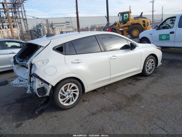 Subaru Impreza Base 5-door 2025 JF1GUABC8S8284746 Image 4