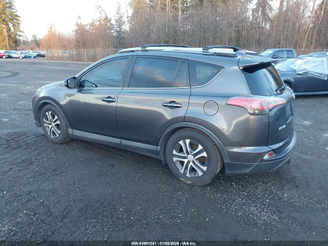 2T3ZFREVXGW280966 Toyota RAV4 LE