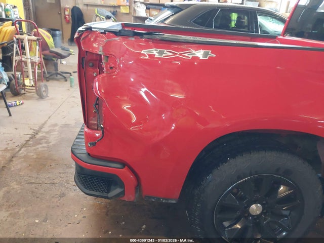 1GCUYBEF5LZ104681 Chevrolet Silverado 1500 Custom