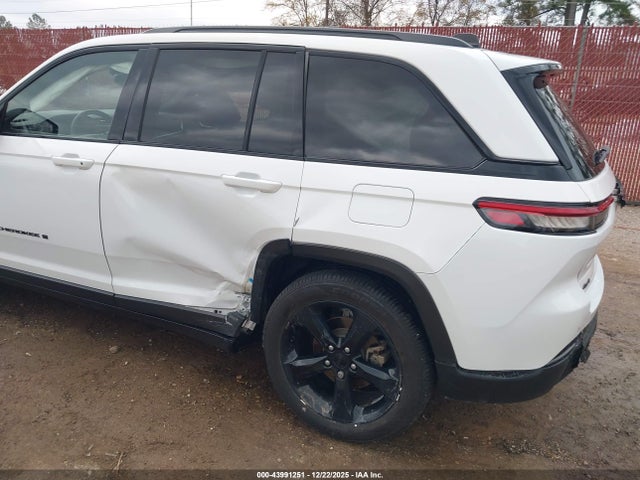 Aukcja sprzedaży 2023 Jeep Grand Cherokee Altitude 4x4, vin: 1C4RJHAG0PC586125, numer aukcji: 43991251