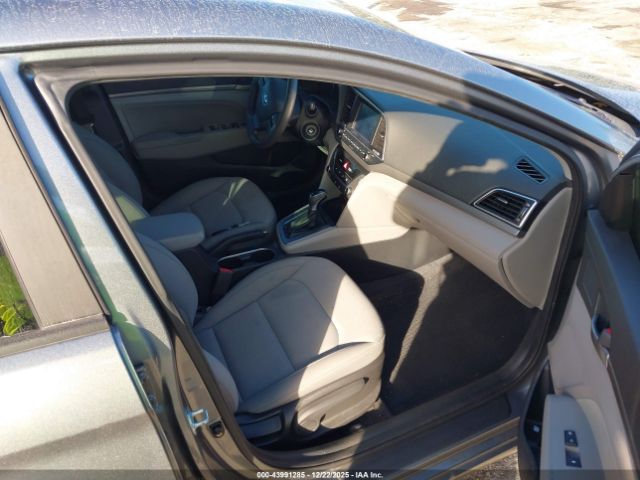 2018 HYUNDAI ELANTRA KMHD84LF5JU613917 Photo 4