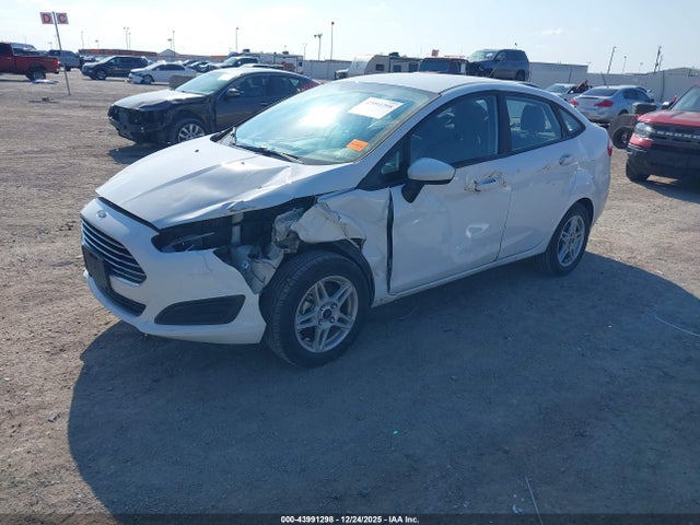 2018 FORD FIESTA 3FADP4BJ2JM115231 Photo 1