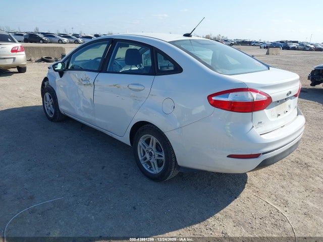 2018 FORD FIESTA 3FADP4BJ2JM115231 Photo 2