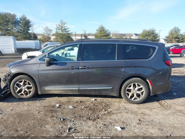 Aukcja sprzedaży 2017 Chrysler Pacifica Touring-l, vin: 2C4RC1BG5HR501322, numer aukcji: 43991310