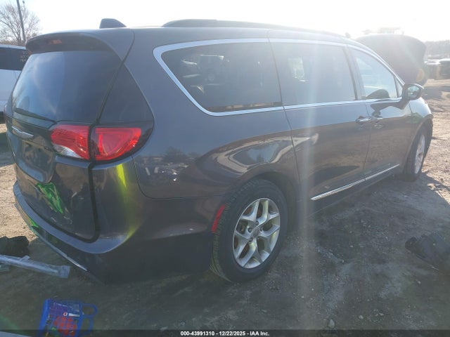 Aukcja sprzedaży 2017 Chrysler Pacifica Touring-l, vin: 2C4RC1BG5HR501322, numer aukcji: 43991310