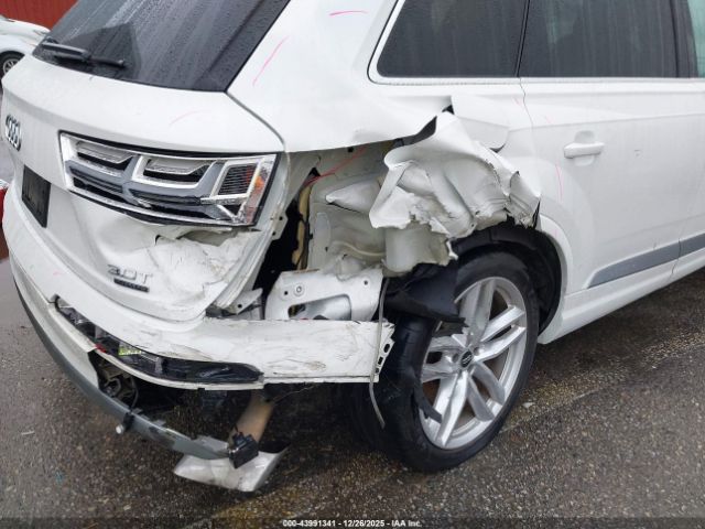 2017 AUDI Q7 WA1VAAF77HD008625 Photo 5