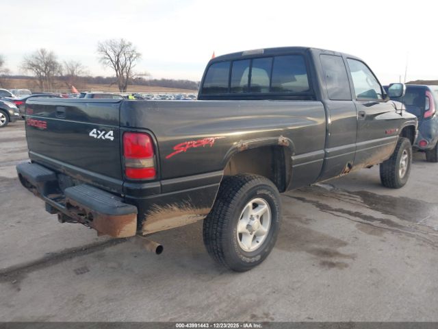 1997 DODGE RAM 1500 3B7HF13Z0VG801256 Photo 3