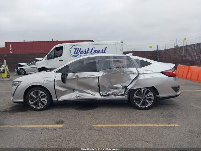 JHMZC5F33JC005558 Honda Clarity Plug-in Hybrid Touring