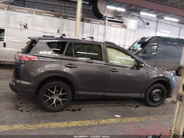 JTMJFREV5GJ085790 Toyota RAV4 SE