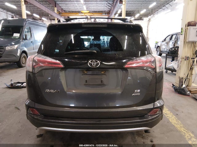 JTMJFREV5GJ085790 Toyota RAV4 SE