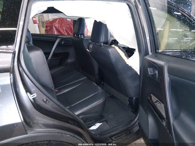 JTMJFREV5GJ085790 Toyota RAV4 SE