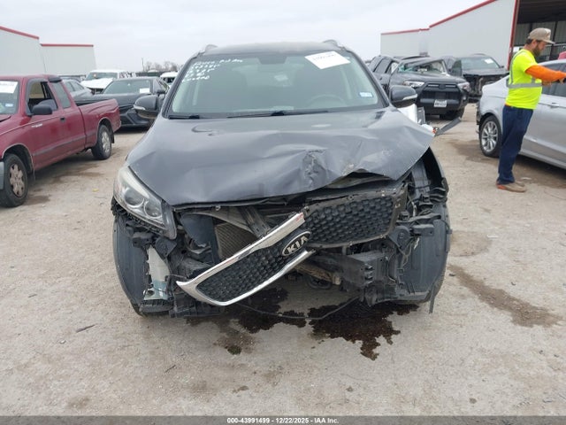 Продаж на аукціоні авто 2016 Kia Sorento 2.4l Lx, vin: 5XYPG4A30GG017203, номер лоту: 43991499