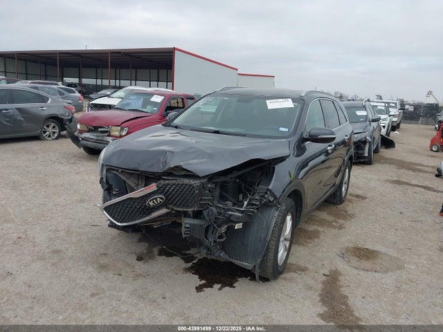 Продаж на аукціоні авто 2016 Kia Sorento 2.4l Lx, vin: 5XYPG4A30GG017203, номер лоту: 43991499