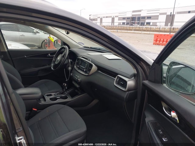 Продаж на аукціоні авто 2016 Kia Sorento 2.4l Lx, vin: 5XYPG4A30GG017203, номер лоту: 43991499