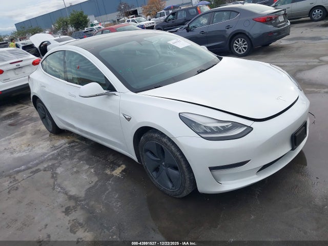 2020 TESLA MODEL 3 5YJ3E1EB4LF746570 Photo 0