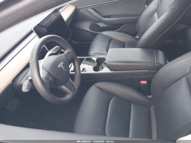 2020 TESLA MODEL 3 5YJ3E1EB4LF746570 Photo 4