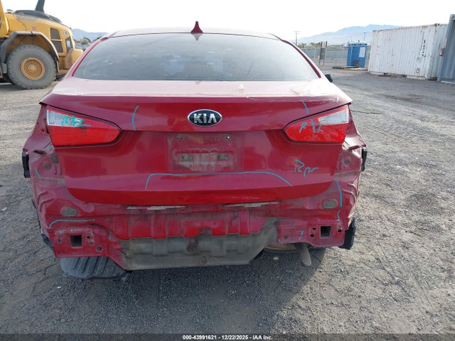 KNAFX4A61F5422464 KIA FORTE LX