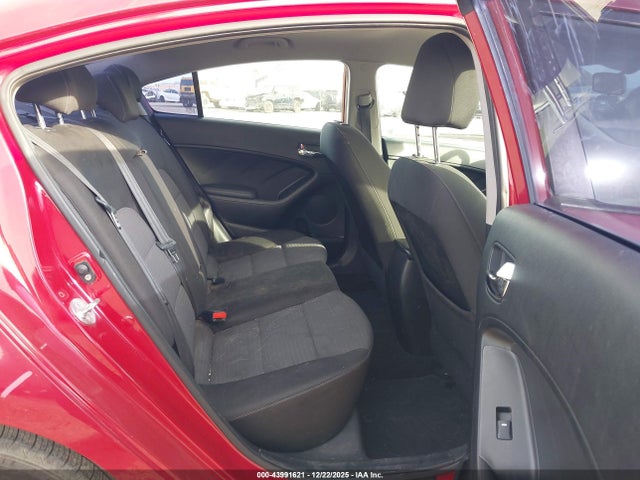 KNAFX4A61F5422464 KIA FORTE LX