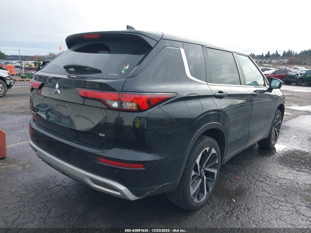 2024 MITSUBISHI OUTLANDER JA4J4VA8XRZ064575 Photo 3