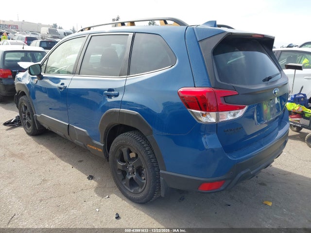 Subaru Forester Wilderness 2023 JF2SKAMC4PH488265 Image 3