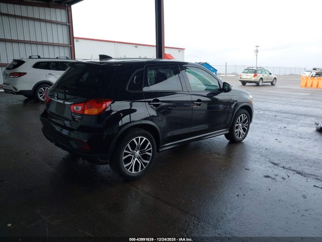 2018 MITSUBISHI OUTLANDER SPORT JA4AP3AW4JU022382 Photo 3
