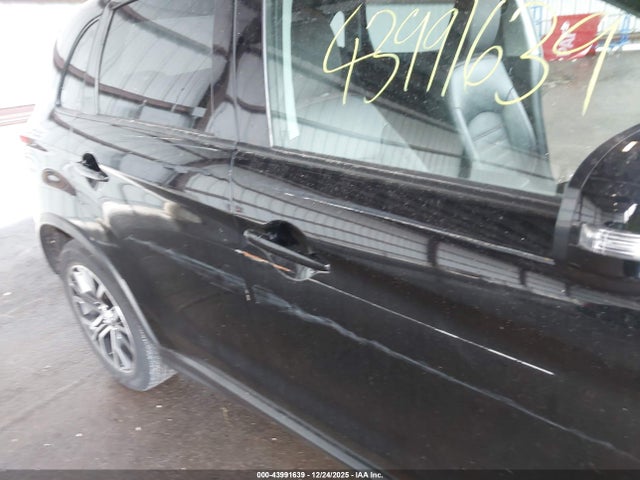 2018 MITSUBISHI OUTLANDER SPORT JA4AP3AW4JU022382 Photo 5