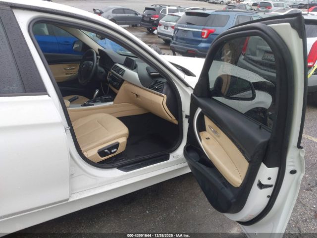 2018 BMW 320I WBA8E1G58JNU89986 Photo 4