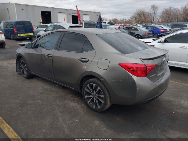 2017 TOYOTA COROLLA 5YFBURHE6HP628843 Photo 2