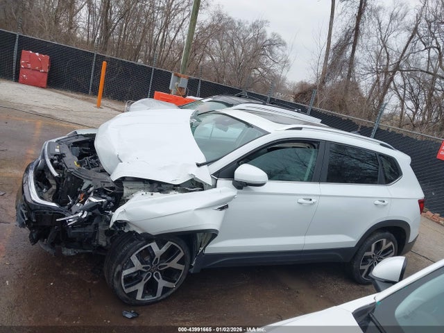 Aukcja sprzedaży 2023 Volkswagen Taos 1.5t Sel, vin: 3VV2X7B27PM349788, numer aukcji: 43991665