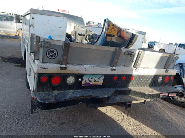 1GB4CZC80EF157647 Chevrolet Silverado 3500hd Chassis Work Truck