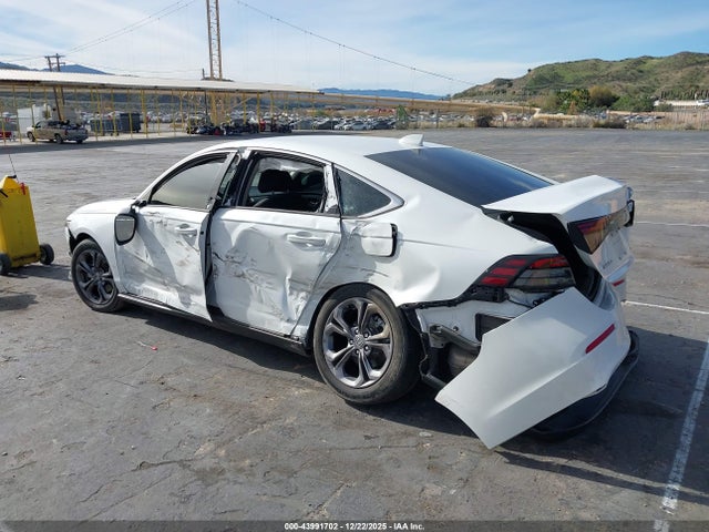 2023 HONDA ACCORD 1HGCY1F31PA038551 Photo 2