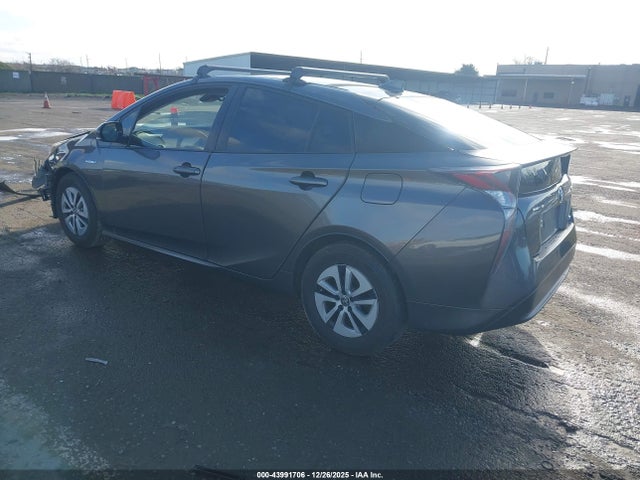 JTDKARFU9H3032282 Toyota Prius Two Eco