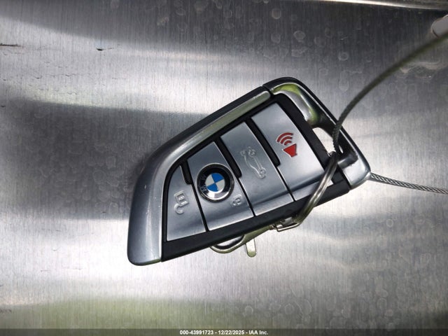 2017 BMW 740I WBA7E2C38HG740560 Photo 10