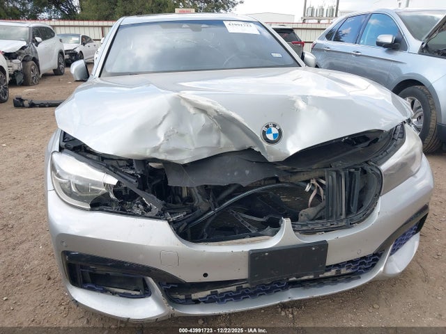 2017 BMW 740I WBA7E2C38HG740560 Photo 5