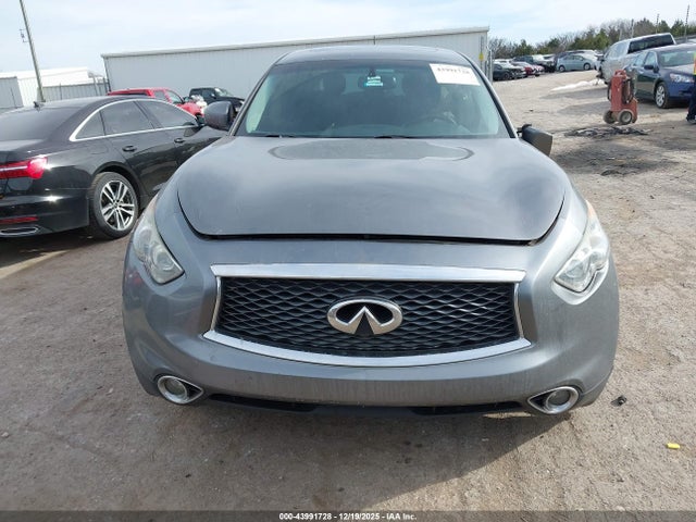 43991728 :رقم المزاد ، JN8CS1MUXHM143749 vin ، 2017 Infiniti Qx70 مزاد بيع